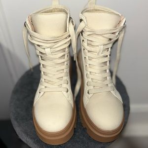 Women’s Fashion Boots